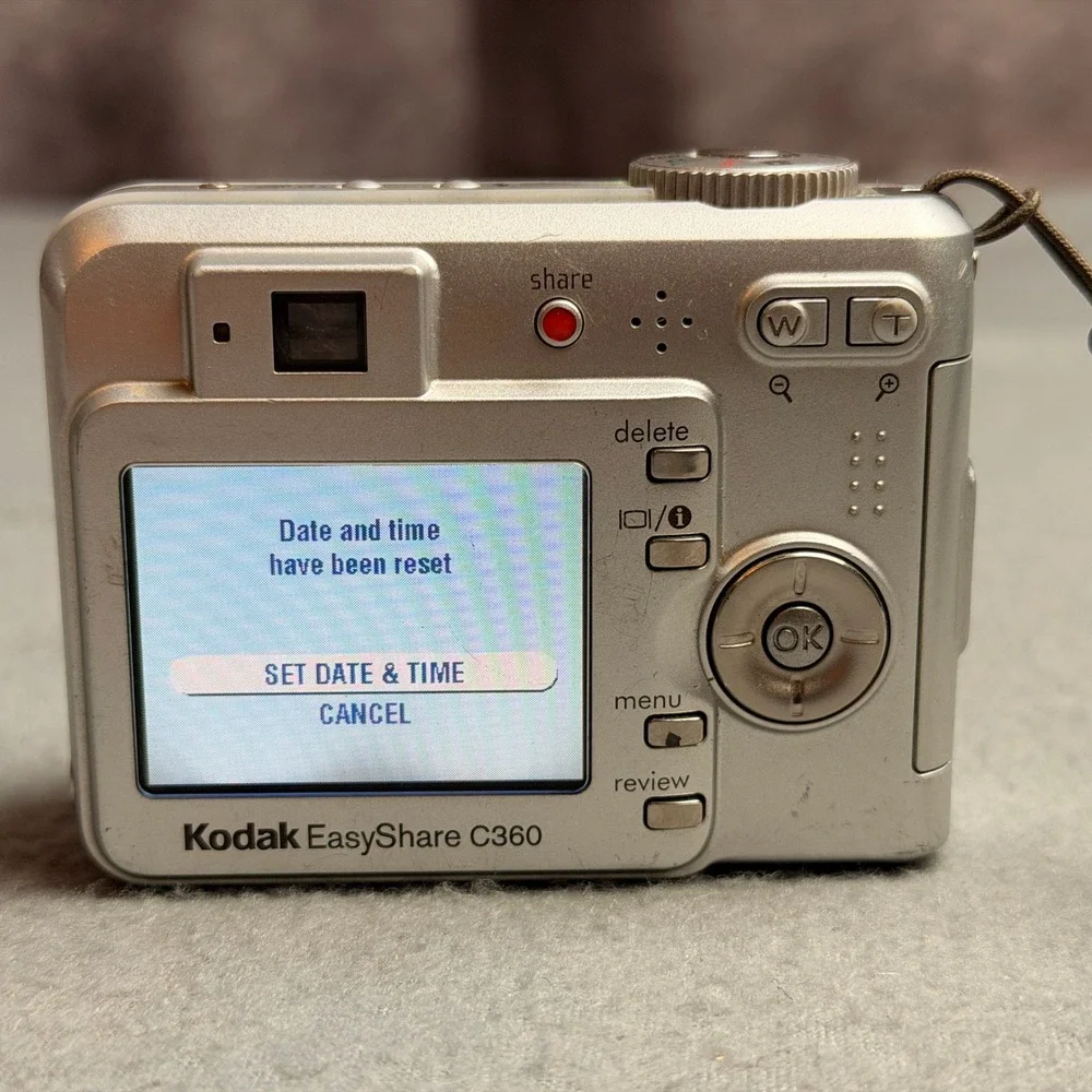 Kodak EasyShare C360 5.0MP Digital Camera Silver 3x Optical Zoom Retro Digicam